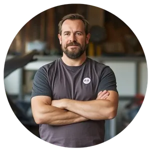 Home 11 Mark Thompson