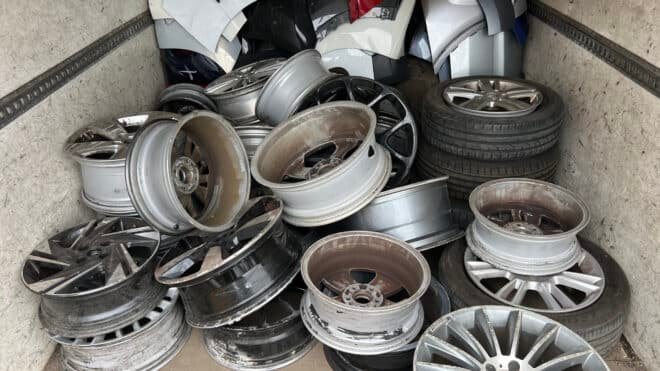 Alloy Wheel Collection for Bodyshops UK: How It Works 1 Alloy Wheel Collection for Bodyshops